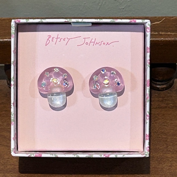 NWTS BETSEY JOHNSON Pink Mushroom Stud Earrings Silver Rhinestones Accents. - Picture 1 of 5